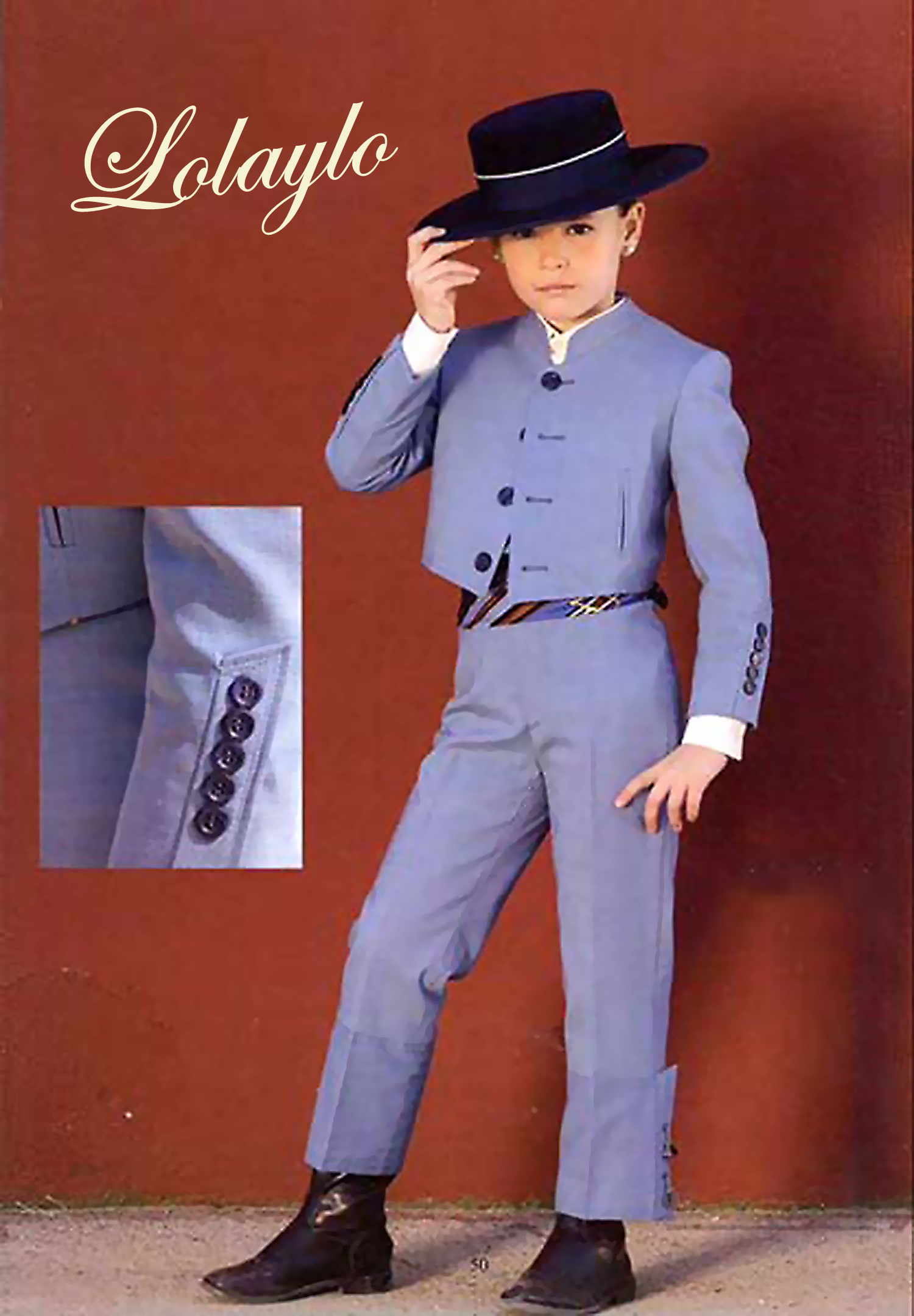 2- TRAJE CAMPERO AZUL. CUADRITOS LYCRA AZUL AZAFATA. 0-5 AÑOS 155€. 6-10 169€. 11- 14 195€_