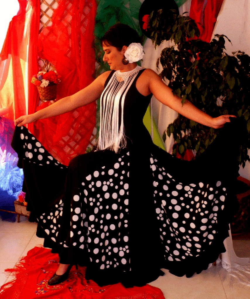 La imagen tiene un atributo ALT vacío; su nombre de archivo es 46142-f-bailando-2-1.png