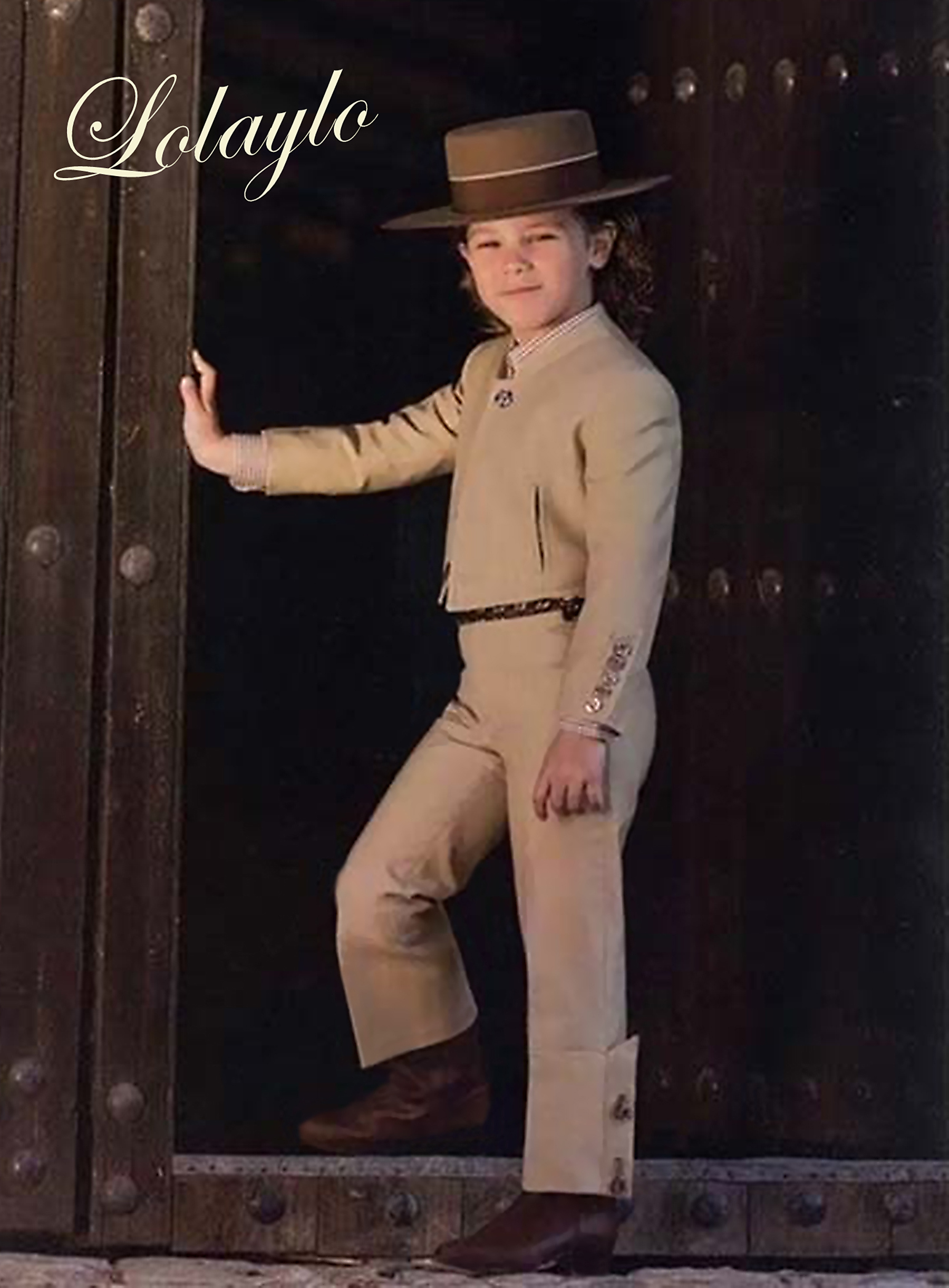 7- TRAJE CAMPERO CANUTILLO BEIGE. 0-5 AÑOS 155€. 6-10 169€. 11- 14 195€_