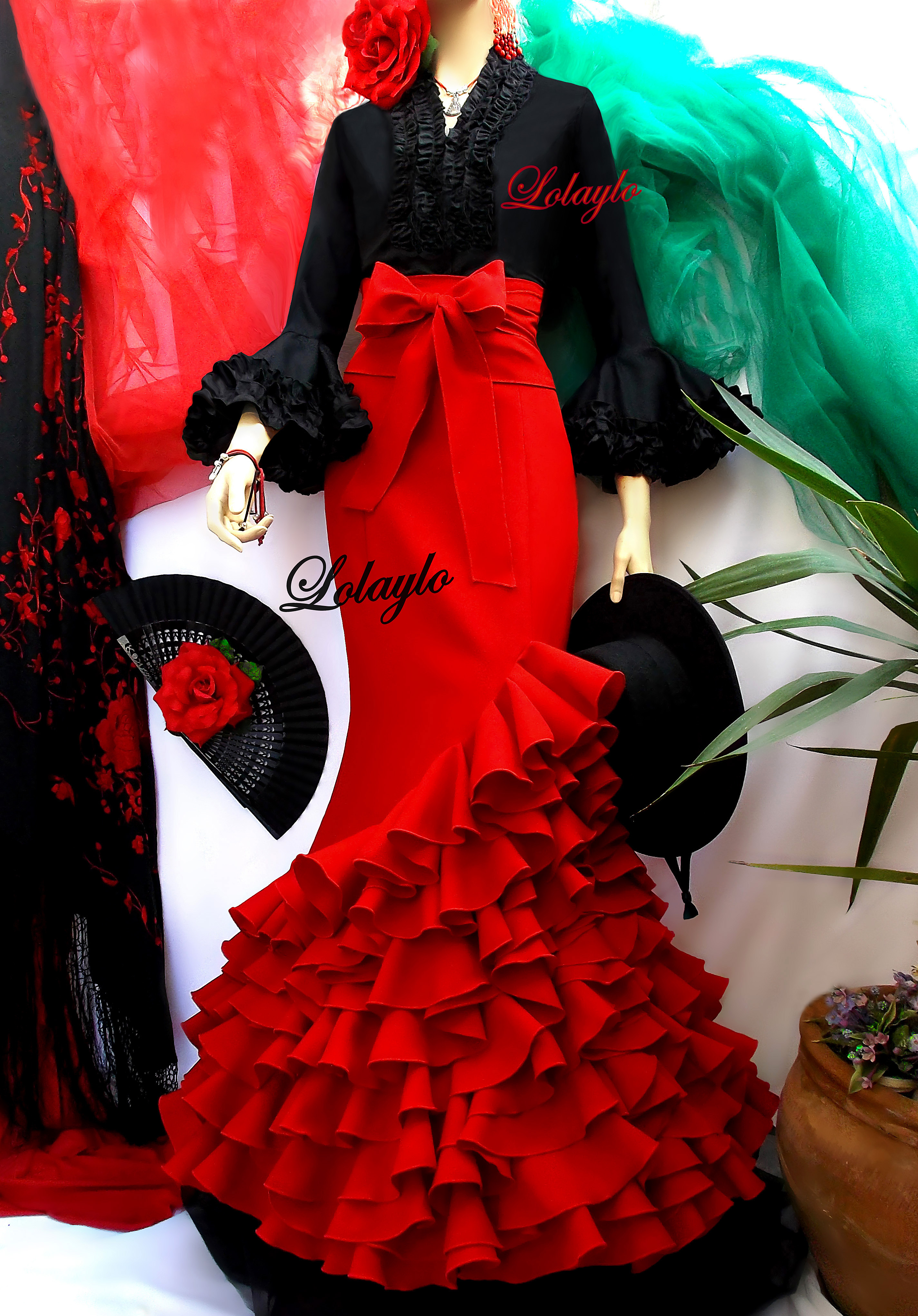 LKV. ROJO 6 VOL. BLUSA NEGRA