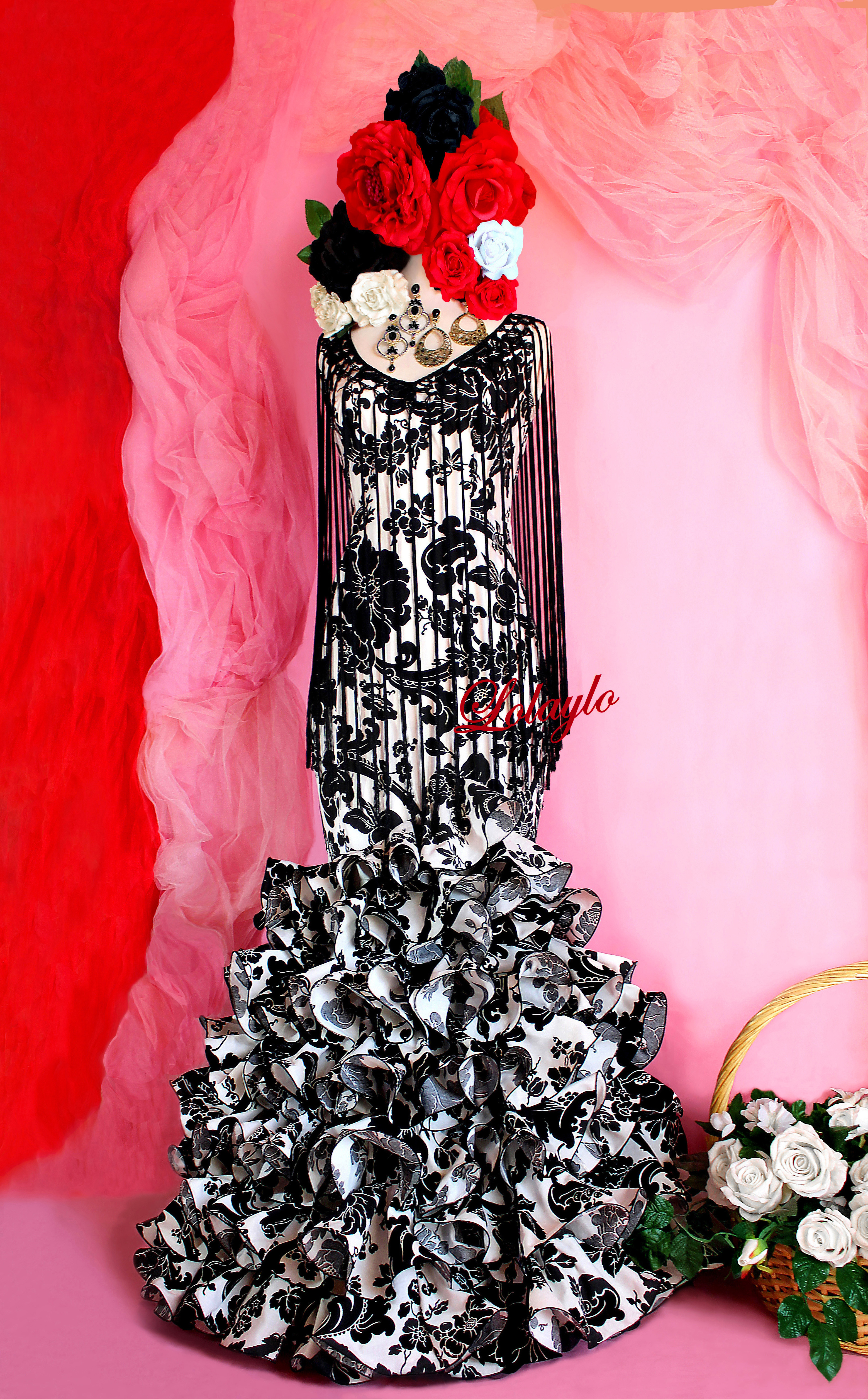 VESTIDO MARFIL-NEGRO - CON FLORES