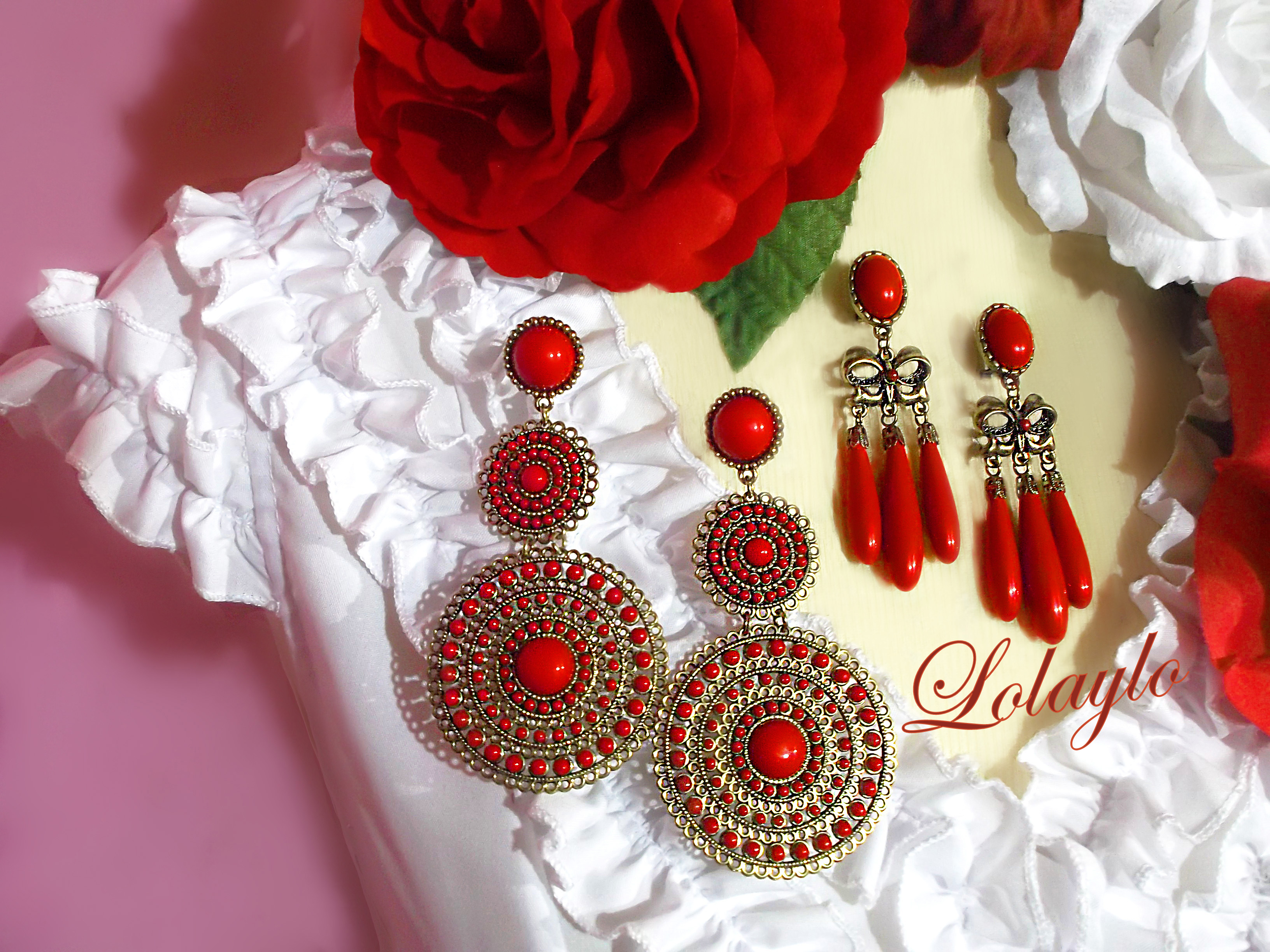 PENDIENTES ROJO