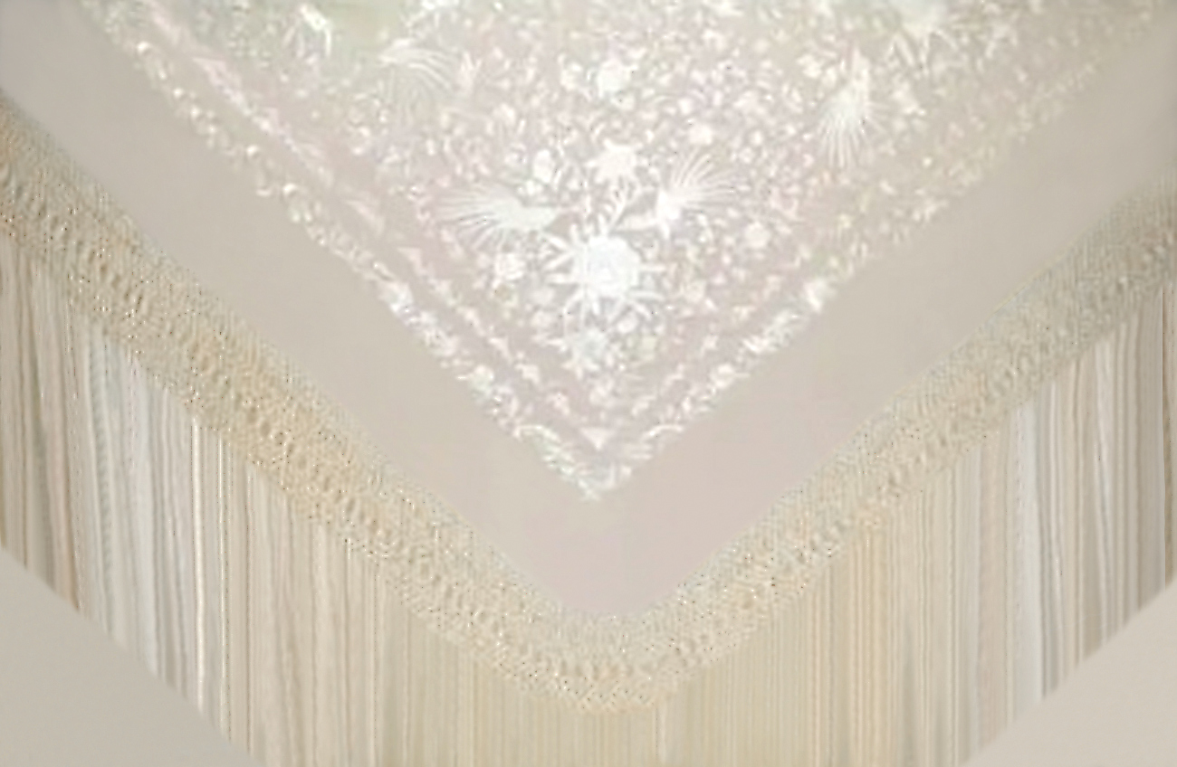 BEIGE- BEIGE. 1.000gm. 140cm. 399€. Ref. LOL11010612-B